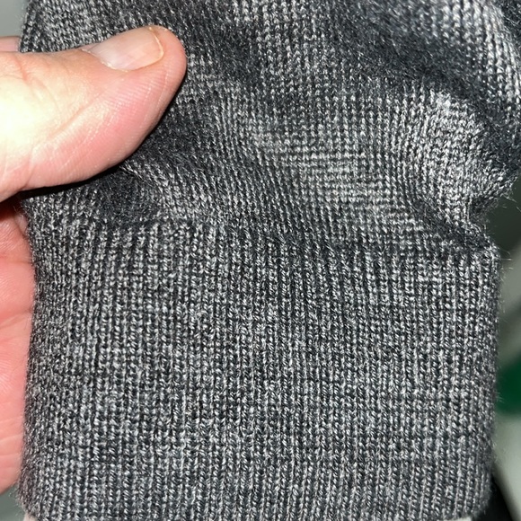 BNWT Mexx Cardigan Sweater Size Medium, 50% Merlino Wool and 50% Acrylic, Grey - Picture 13 of 16